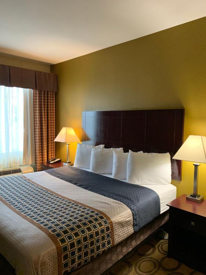 Rodeway Inn & Suites Winnfield Екстериор снимка