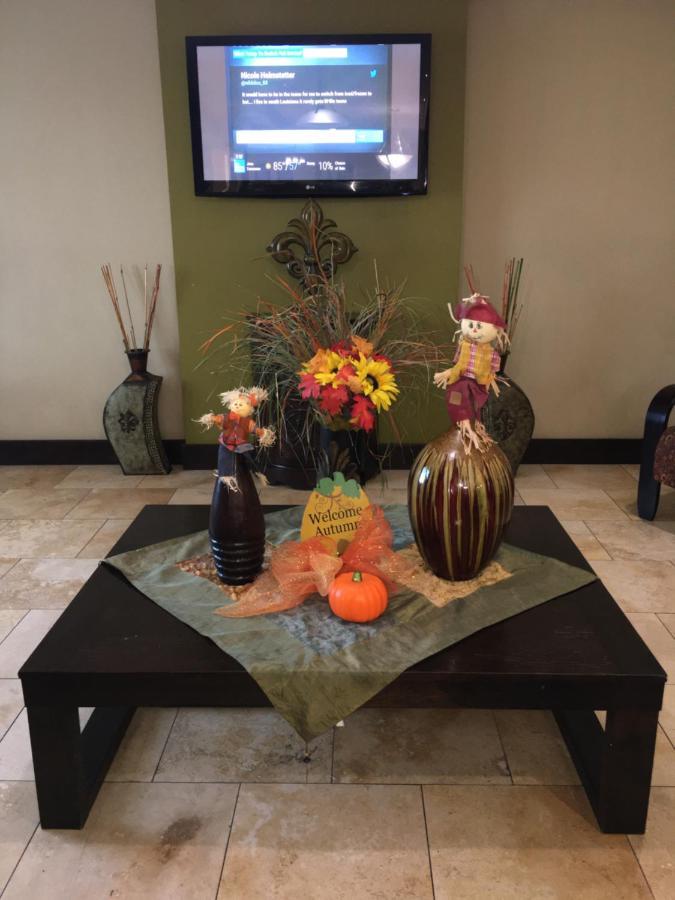 Rodeway Inn & Suites Winnfield Екстериор снимка