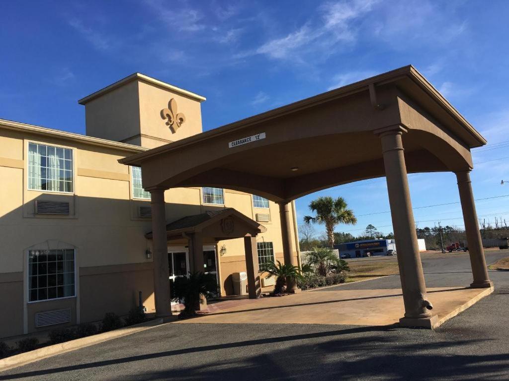 Rodeway Inn & Suites Winnfield Екстериор снимка