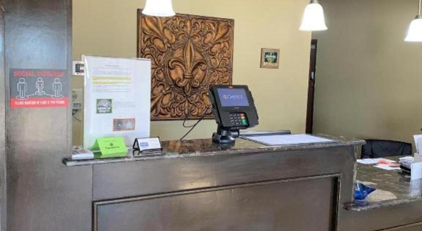 Rodeway Inn & Suites Winnfield Екстериор снимка